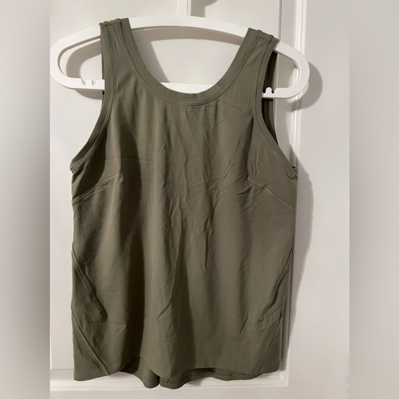 Tank Top - Picture 3 of 4